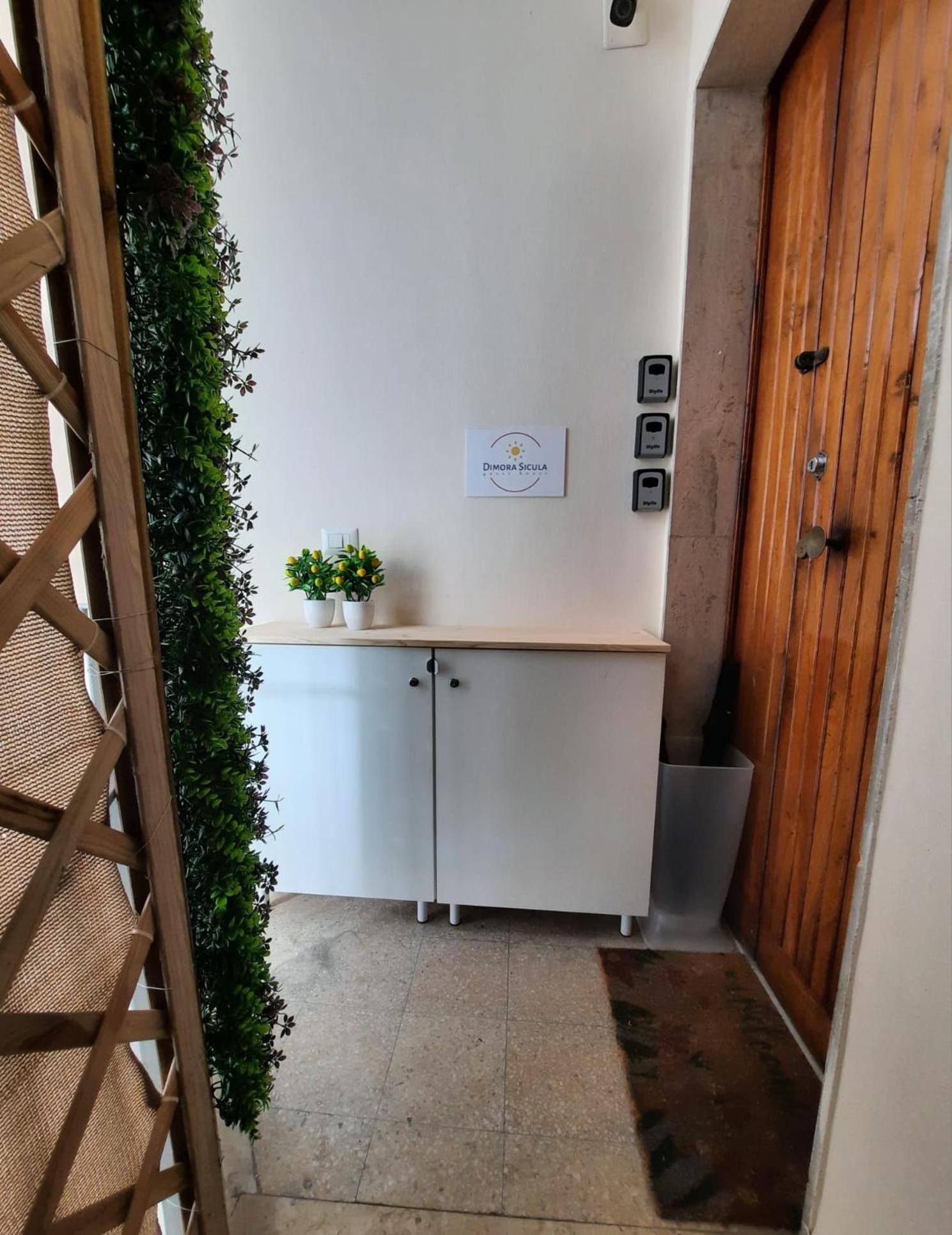 Dimora Sicula Guest House CTA Exterior foto